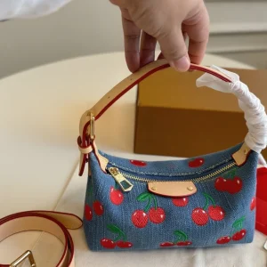 Fashionable Exquisite Versatile Women's Bag